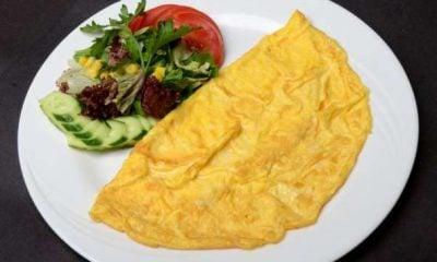 PEYNİRLİ OMLET